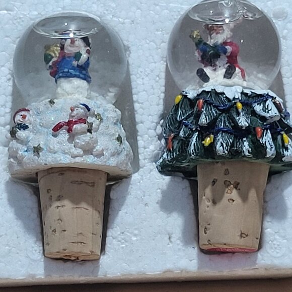 Snow Globe Holiday Wine Corks Set of 2 Christmas Tree Santa Claus Wintery Snowma - Picture 9 of 11